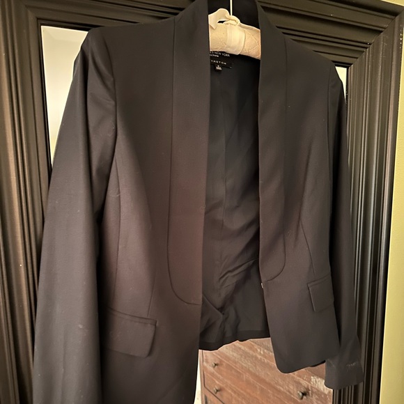 Blazer - Picture 2 of 6